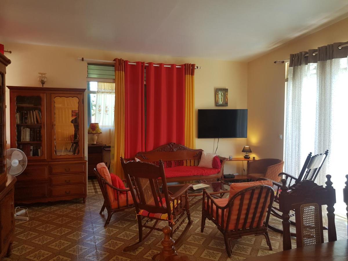 La Maison Aux Orchidees Petit-Bourg Buitenkant foto