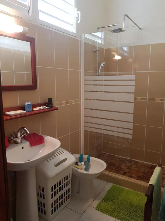 La Maison Aux Orchidees Petit-Bourg Buitenkant foto